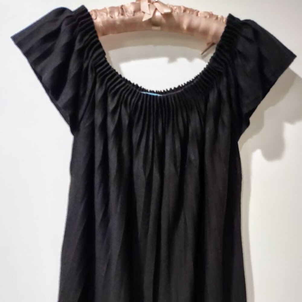 Alice & Olivia Pleated Scoop Neck Wool Blend Sweater Knit Top Black Size M